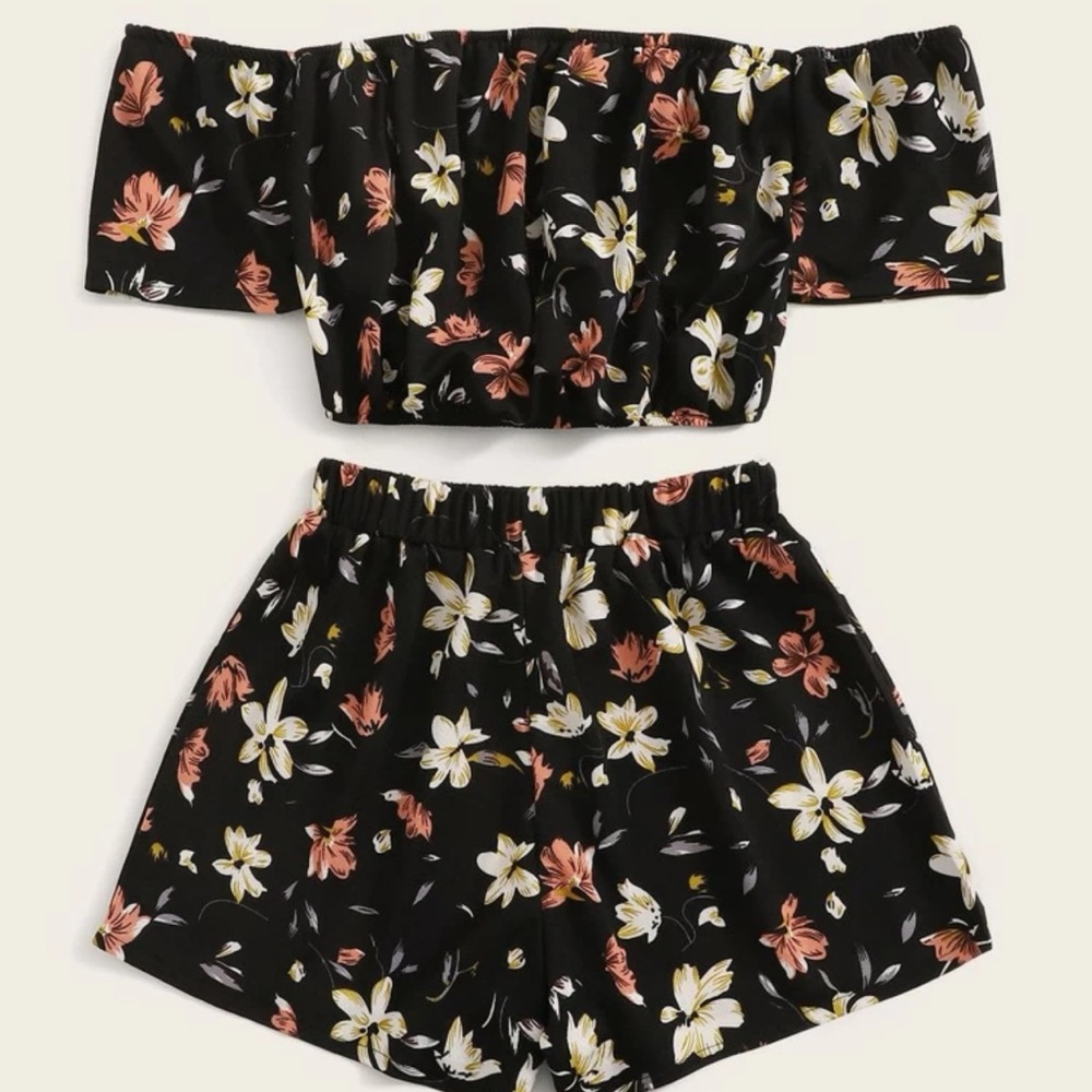 Floral crop top and shorts
